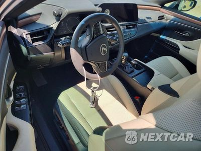 Zdjęcie 8 z 12 samochodu: 2025 LEXUS ES 350 BASE VIN:58ADZ1B14SU189142 - miniatura