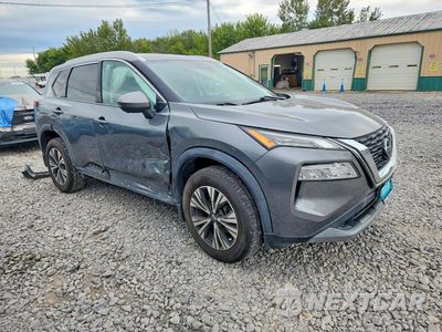 Czwarte zdjęcie samochodu z boku: 2021 NISSAN ROGUE SV VIN:5N1AT3BB0MC679179 - miniatura