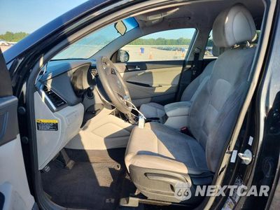 Zdjęcie 7 z 13 samochodu: 2018 HYUNDAI TUCSON SE VIN:KM8J2CA46JU824561 - miniatura