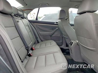 Zdjęcie 10 z 12 samochodu: 2008 VOLKSWAGEN JETTA SE VIN:3VWRM71K38M175059 - miniatura
