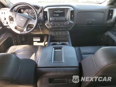 Zdjęcie 8 z 13 samochodu: 2017 CHEVROLET SILVERADO K3500 LTZ VIN:1GC4K0CY0HF240221 - miniatura