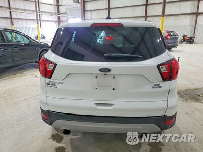 Zdjęcie 6 z 13 samochodu: 2019 FORD ESCAPE SE VIN:1FMCU9GD0KUA69826 - miniatura