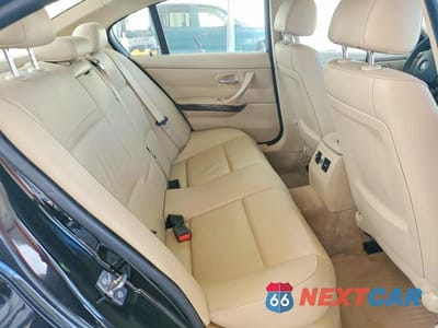 Zdjęcie 10 z 12 samochodu: 2010 BMW 328 I VIN:WBAPH7G52ANM49344 - miniatura