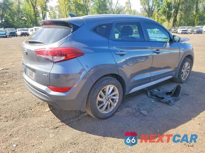 Trzecie zdjęcie samochodu z tyłu: 2018 HYUNDAI TUCSON SEL VIN:KM8J3CA4XJU741504 - miniatura