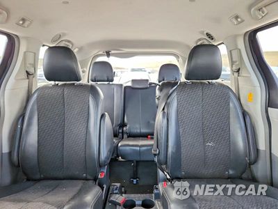 Zdjęcie 10 z 13 samochodu: 2013 TOYOTA SIENNA SPORT VIN:5TDXK3DC3DS405240 - miniatura