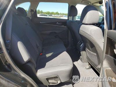 Zdjęcie 11 z 13 samochodu: 2019 KIA SORENTO L VIN:5XYPG4A37KG569631 - miniatura