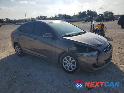 Czwarte zdjęcie samochodu z boku: 2013 HYUNDAI ACCENT GLS VIN:KMHCT4AEXDU557675 - miniatura