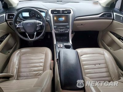 Zdjęcie 8 z 12 samochodu: 2017 FORD FUSION SE VIN:3FA6P0HD7HR165946 - miniatura