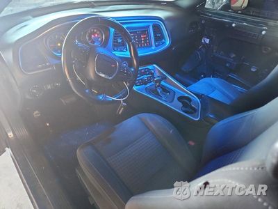 Zdjęcie 8 z 13 samochodu: 2019 DODGE CHALLENGER SXT VIN:2C3CDZAGXKH701813 - miniatura