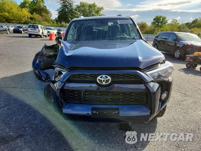Piąte zdjęcie samochodu w środku: 2017 TOYOTA 4RUNNER SR5 VIN:JTEBU5JR5H5472230 - miniatura
