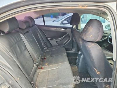 Zdjęcie 10 z 12 samochodu: 2011 VOLKSWAGEN JETTA SE VIN:3VWDX7AJ8BM398651 - miniatura