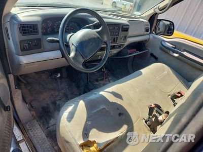 Zdjęcie 8 z 12 samochodu: 2001 FORD F250 SUPER DUTY VIN:1FTNX21L31EB49822 - miniatura