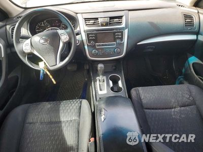 Zdjęcie 8 z 13 samochodu: 2016 NISSAN ALTIMA 2.5 S VIN:1N4AL3AP1GN366397 - miniatura