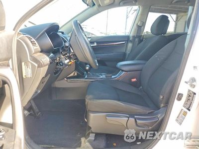 Zdjęcie 7 z 13 samochodu: 2015 KIA SORENTO LX VIN:5XYKT3A62FG650472 - miniatura