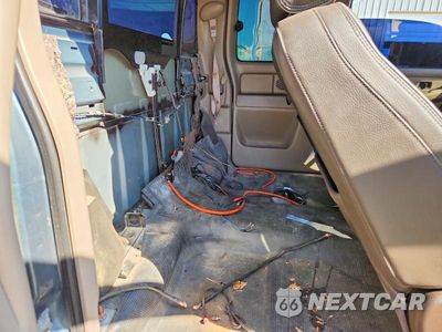 Zdjęcie 10 z 12 samochodu: 2006 CHEVROLET SILVERADO C1500 VIN:1GCEC19X56Z251703 - miniatura
