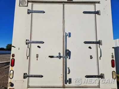 Zdjęcie 10 z 13 samochodu: 2005 FORD E450 BOX TRUCK VIN:1FDXE45P25HB44165 - miniatura