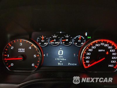 Zdjęcie 9 z 13 samochodu: 2016 GMC YUKON DENALI VIN:1GKS2CKJ2GR184667 - miniatura