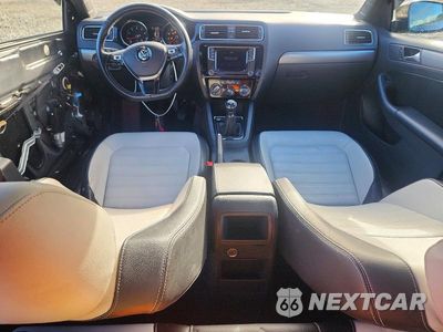 Zdjęcie 8 z 13 samochodu: 2016 VOLKSWAGEN JETTA SPORT VIN:3VWB17AJXGM401436 - miniatura