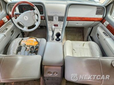 Zdjęcie 8 z 13 samochodu: 2004 LINCOLN AVIATOR VIN:5LMEU68H04ZJ22519 - miniatura