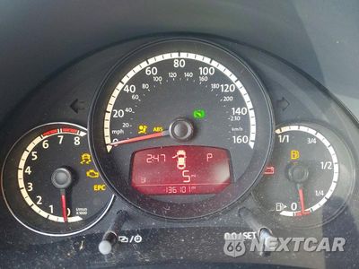 Zdjęcie 9 z 12 samochodu: 2013 VOLKSWAGEN BEETLE VIN:3VW5P7AT4DM813005 - miniatura