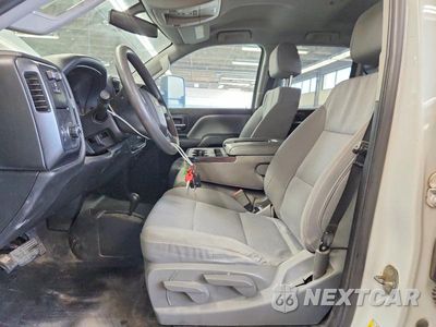 Zdjęcie 7 z 12 samochodu: 2019 CHEVROLET SILVERADO K2500 HEAVY DUTY VIN:2GC2KREG8K1155304 - miniatura