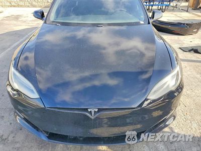 Zdjęcie 11 z 13 samochodu: 2016 TESLA MODEL S VIN:5YJSA1E17GF170610 - miniatura