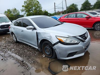 Czwarte zdjęcie samochodu z boku: 2016 NISSAN ALTIMA 2.5 S VIN:1N4AL3AP1GN317636 - miniatura