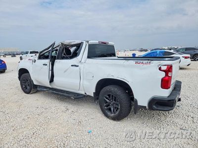 Drugie zdjęcie samochodu z przodu: 2025 CHEVROLET SILVERADO K1500 TRAIL BOSS CUSTOM VIN:3GCUKCED7SG153465 - miniatura