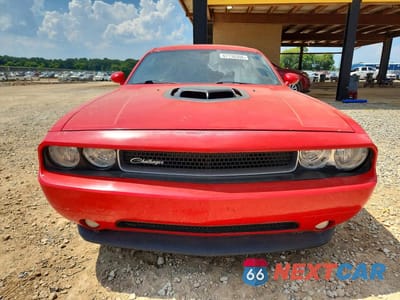 Piąte zdjęcie samochodu w środku: 2014 DODGE CHALLENGER R/T VIN:2C3CDYBT0EH261109 - miniatura