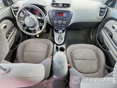 Zdjęcie 8 z 12 samochodu: 2015 KIA SOUL BASE VIN:KNDJN2A28F7147765 - miniatura
