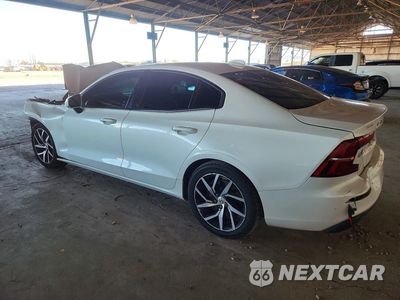 Drugie zdjęcie samochodu z przodu: 2019 VOLVO S60 T6 MOMENTUM VIN:7JRA22TK0KG017299 - miniatura