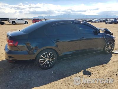 Trzecie zdjęcie samochodu z tyłu: 2016 VOLKSWAGEN JETTA SPORT VIN:3VWB17AJ5GM414322 - miniatura