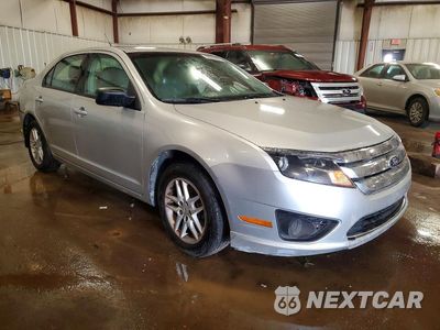 Czwarte zdjęcie samochodu z boku: 2012 FORD FUSION S VIN:3FAHP0GA6CR334850 - miniatura