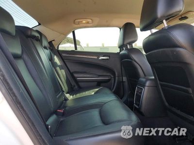 Zdjęcie 10 z 12 samochodu: 2015 CHRYSLER 300 LIMITED VIN:2C3CCAAG9FH848960 - miniatura