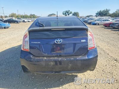 Zdjęcie 6 z 13 samochodu: 2014 TOYOTA PRIUS TWO VIN:JTDKN3DU3E1751457 - miniatura