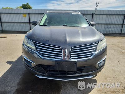 Piąte zdjęcie samochodu w środku: 2018 LINCOLN MKC SELECT VIN:5LMCJ2C94JUL32719 - miniatura