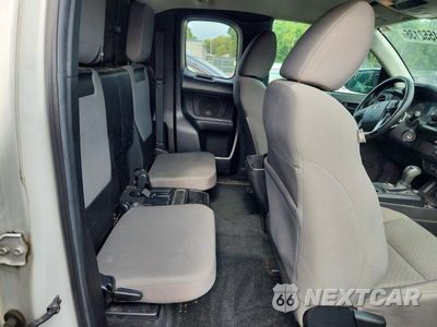 Zdjęcie 10 z 12 samochodu: 2022 TOYOTA TACOMA SR VIN:3TYRX5GN9NT052138 - miniatura