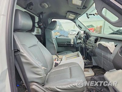 Zdjęcie 11 z 13 samochodu: 2014 FORD F450 SUPER DUTY VIN:1FDUF4GT8EEB52931 - miniatura