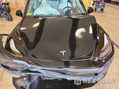 Zdjęcie 11 z 12 samochodu: 2023 TESLA MODEL Y VIN:7SAYGAEE9PF968010 - miniatura