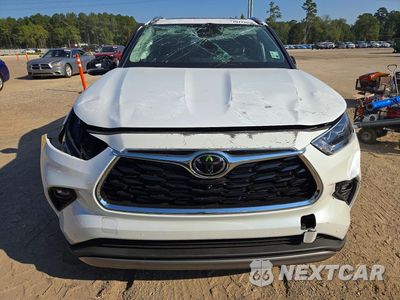 Piąte zdjęcie samochodu w środku: 2025 TOYOTA HIGHLANDER HYBRID PLATINUM VIN:5TDEBRCH2SS680487 - miniatura
