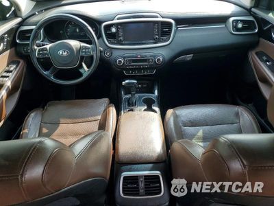 Zdjęcie 8 z 13 samochodu: 2019 KIA SORENTO SX V6 VIN:5XYPKDA56KG445981 - miniatura