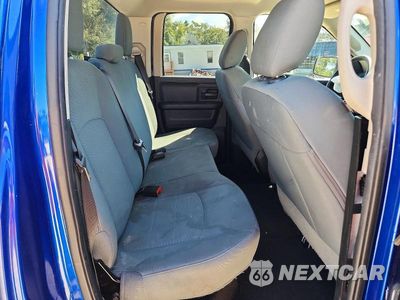 Zdjęcie 10 z 12 samochodu: 2017 RAM 1500 ST VIN:1C6RR6FT9HS744348 - miniatura