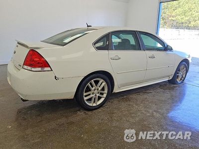 Trzecie zdjęcie samochodu z tyłu: 2013 CHEVROLET IMPALA LTZ VIN:2G1WC5E36D1213250 - miniatura