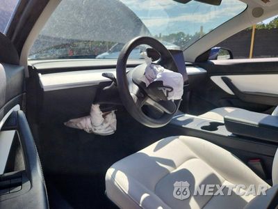 Zdjęcie 8 z 12 samochodu: 2021 TESLA MODEL 3 VIN:5YJ3E1EA7MF908412 - miniatura