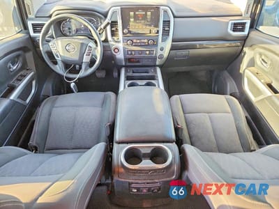Zdjęcie 8 z 12 samochodu: 2021 NISSAN TITAN SV VIN:1N6AA1EF6MN516468 - miniatura