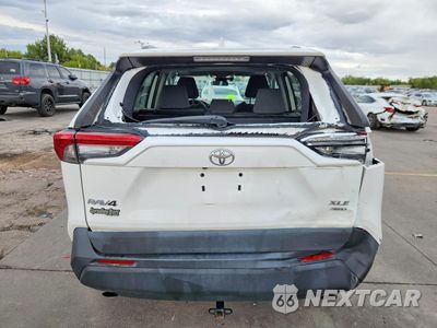 Zdjęcie 6 z 14 samochodu: 2021 TOYOTA RAV4 XLE VIN:2T3P1RFV0MC186015 - miniatura