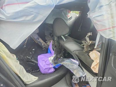 Zdjęcie 10 z 13 samochodu: 2026 HONDA CIVIC SPORT VIN:2HGFE4F81TH309039 - miniatura