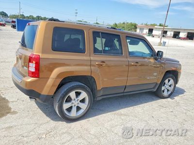 Trzecie zdjęcie samochodu z tyłu: 2011 JEEP PATRIOT LATITUDE VIN:1J4NT4GB7BD169174 - miniatura