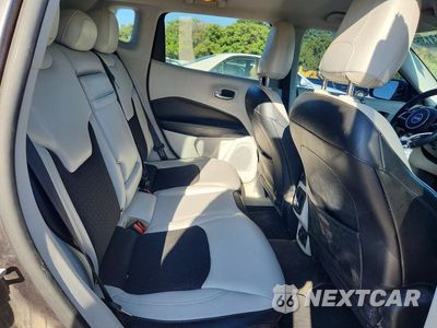 Zdjęcie 11 z 13 samochodu: 2018 JEEP COMPASS LATITUDE VIN:3C4NJDBB6JT142950 - miniatura