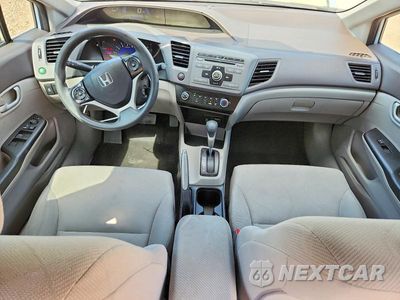 Zdjęcie 8 z 12 samochodu: 2012 HONDA CIVIC LX VIN:19XFB2F56CE078166 - miniatura